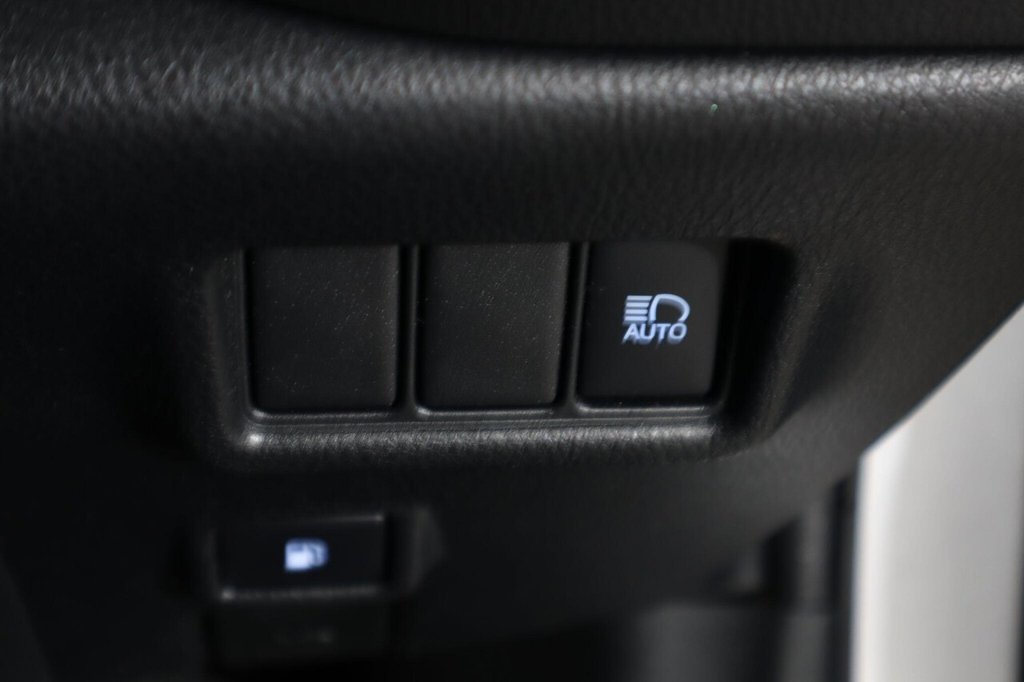 Used Toyota C-HR 2018 for sale - 77157794: Photo 26