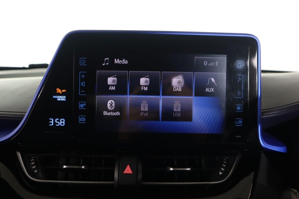 Used Toyota C-HR 2018 for sale - 77157794: Photo 35