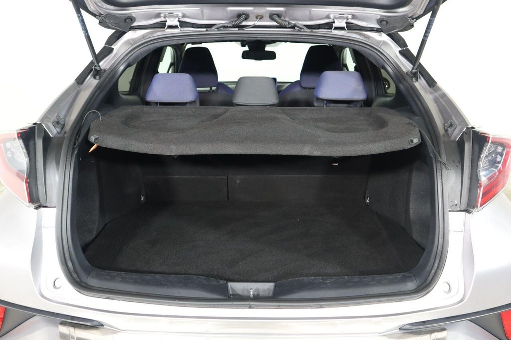 Used Toyota C-HR 2018 for sale - 77157794: Photo 42