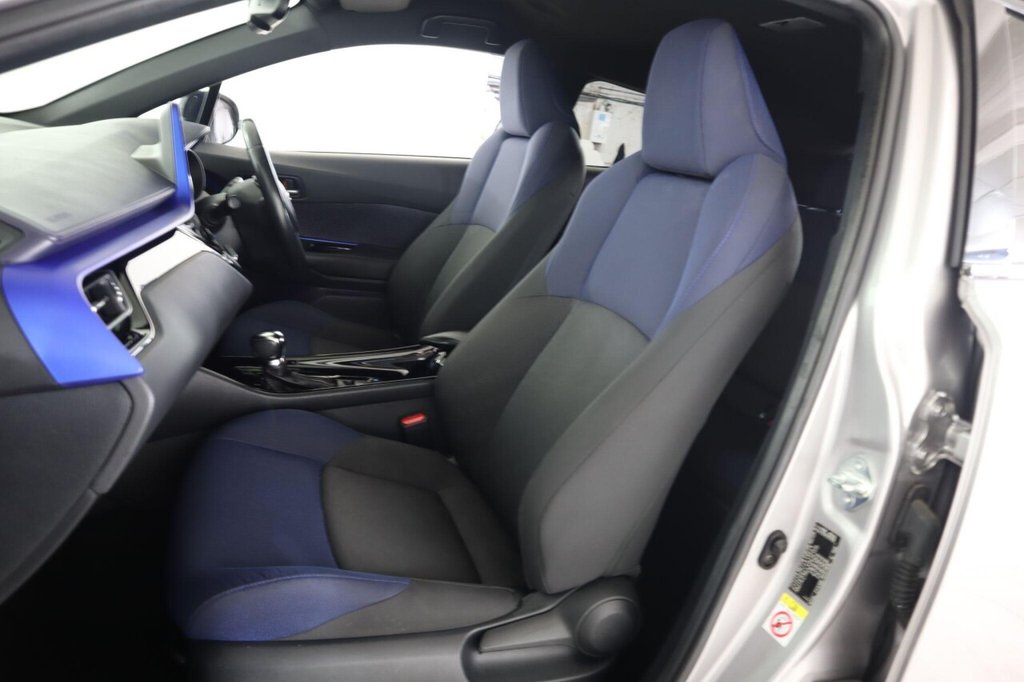 Used Toyota C-HR 2018 for sale - 77157794: Photo 44