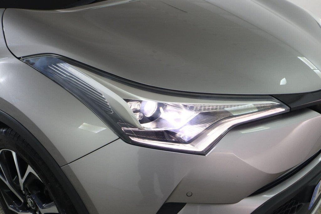 Used Toyota C-HR 2018 for sale - 77157794: Photo 45
