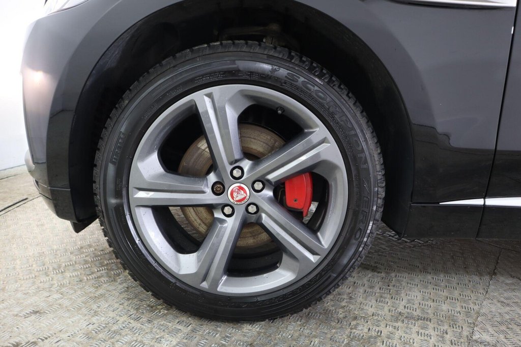 Used Jaguar F-Pace 2018 for sale - 77499324: Photo 34