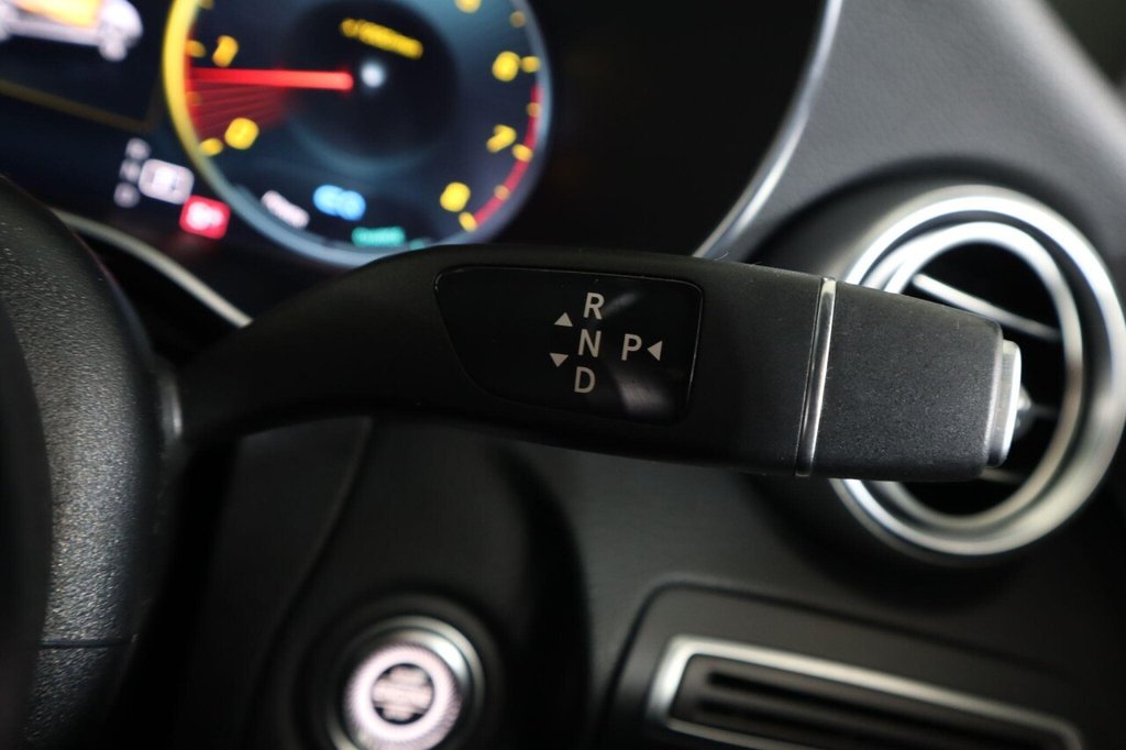 Used Mercedes-Benz C Class 2020 for sale - 76367669: Photo 19