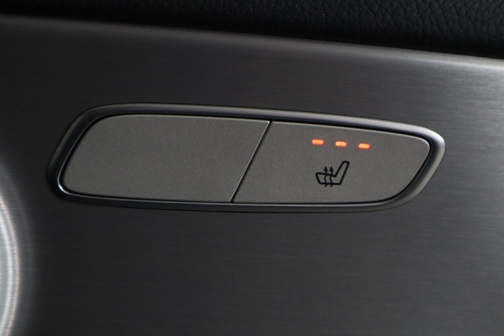 Used Mercedes-Benz C Class 2020 for sale - 76367669: Photo 29