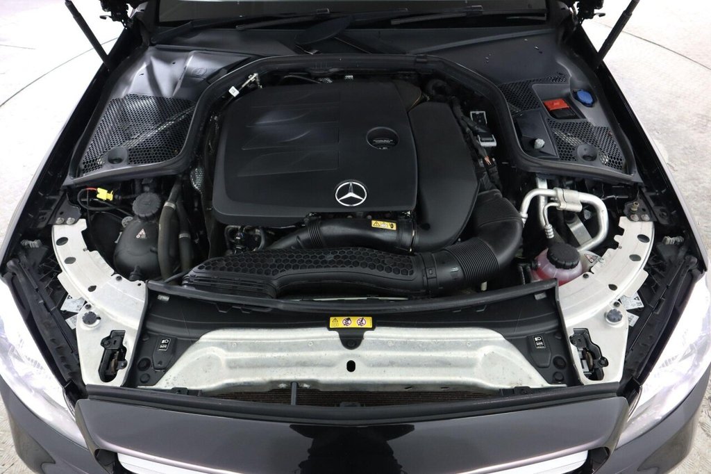 Used Mercedes-Benz C Class 2020 for sale - 76367669: Photo 33