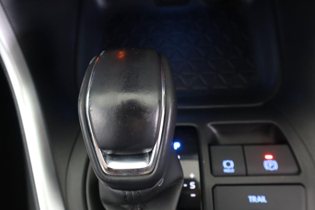 Used Toyota RAV4 2020 for sale - 76173214: Photo 13