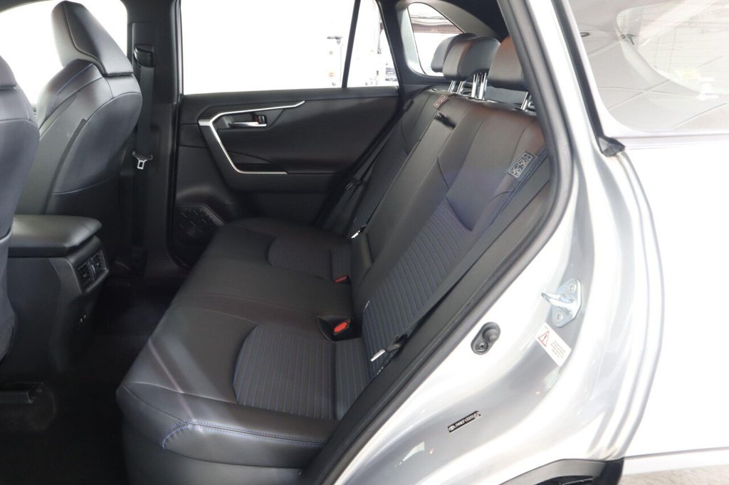 Used Toyota RAV4 2020 for sale - 76173214: Photo 16