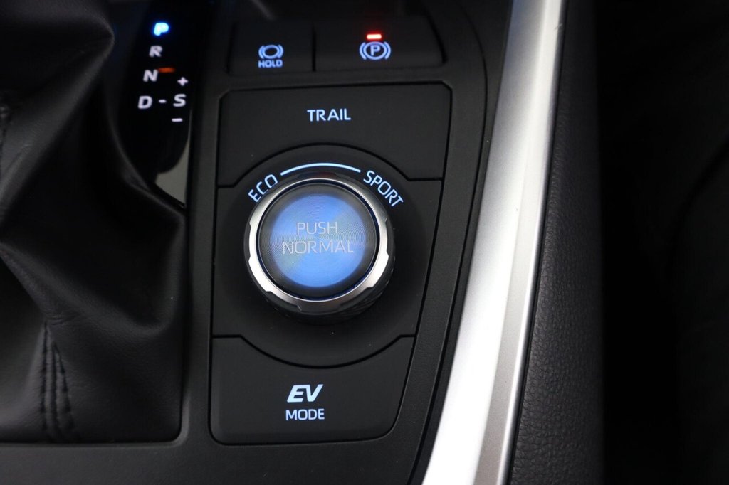 Used Toyota RAV4 2020 for sale - 76173214: Photo 24
