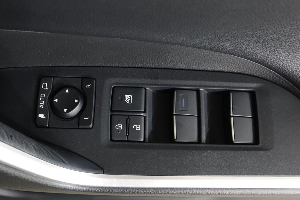 Used Toyota RAV4 2020 for sale - 76173214: Photo 28