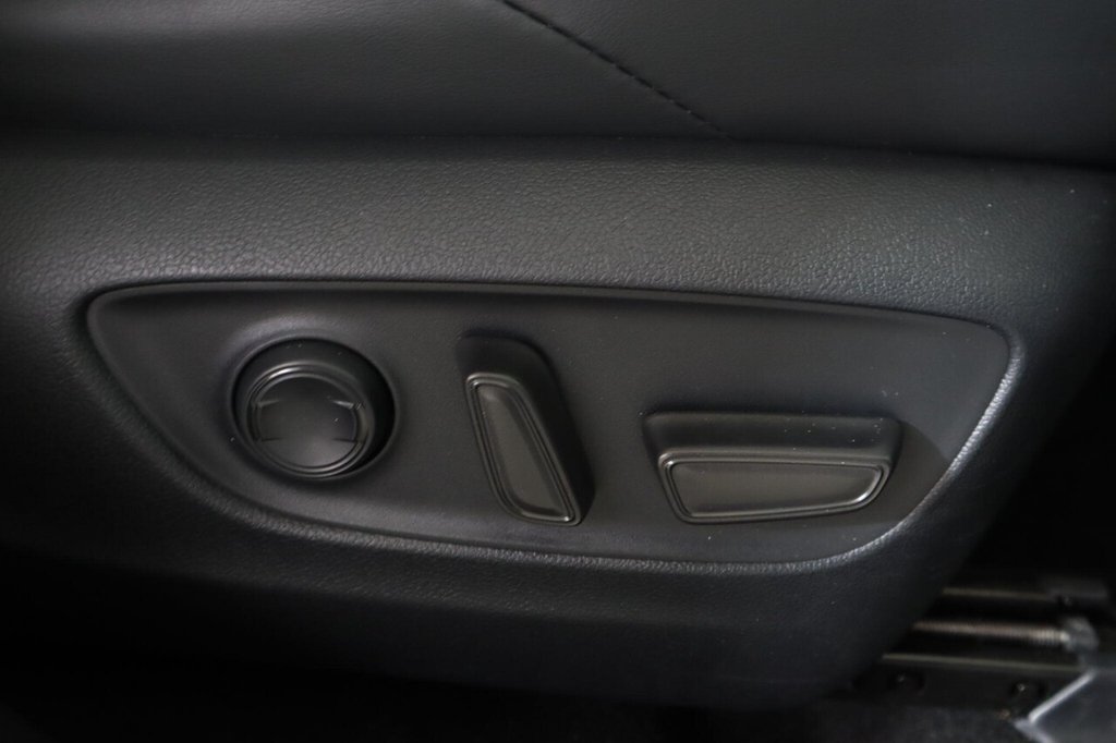 Used Toyota RAV4 2020 for sale - 76173214: Photo 29