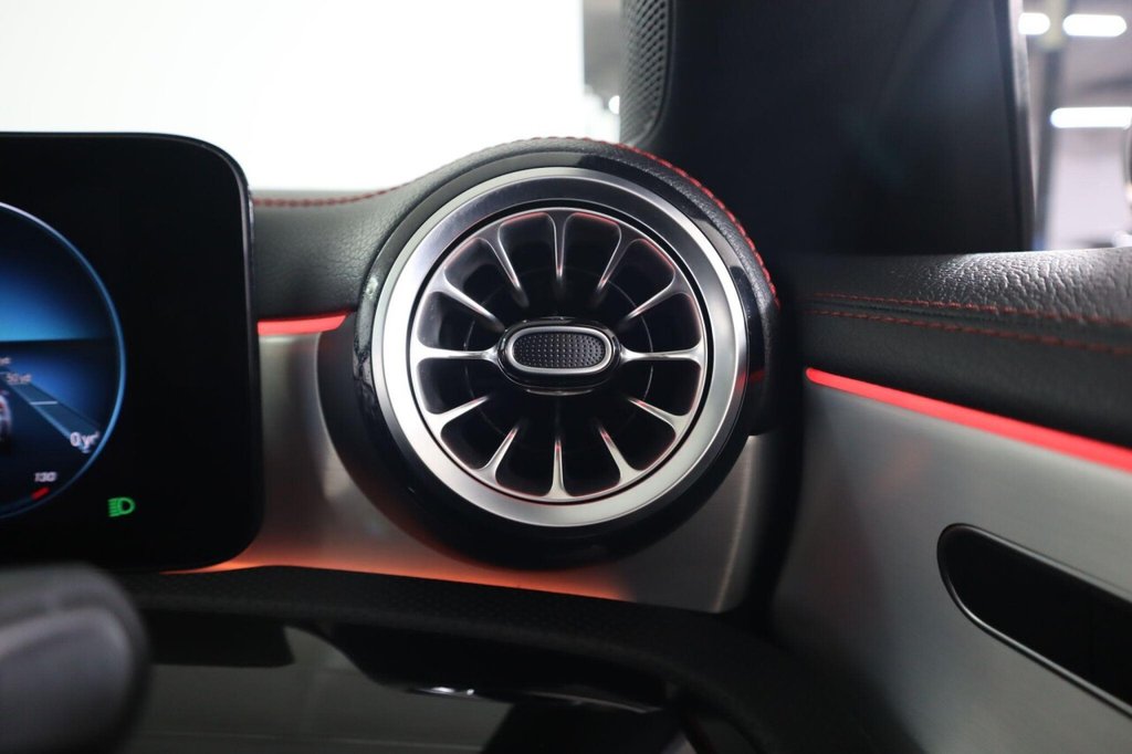 Used Mercedes-Benz CLA 2023 for sale - 76986475: Photo 40