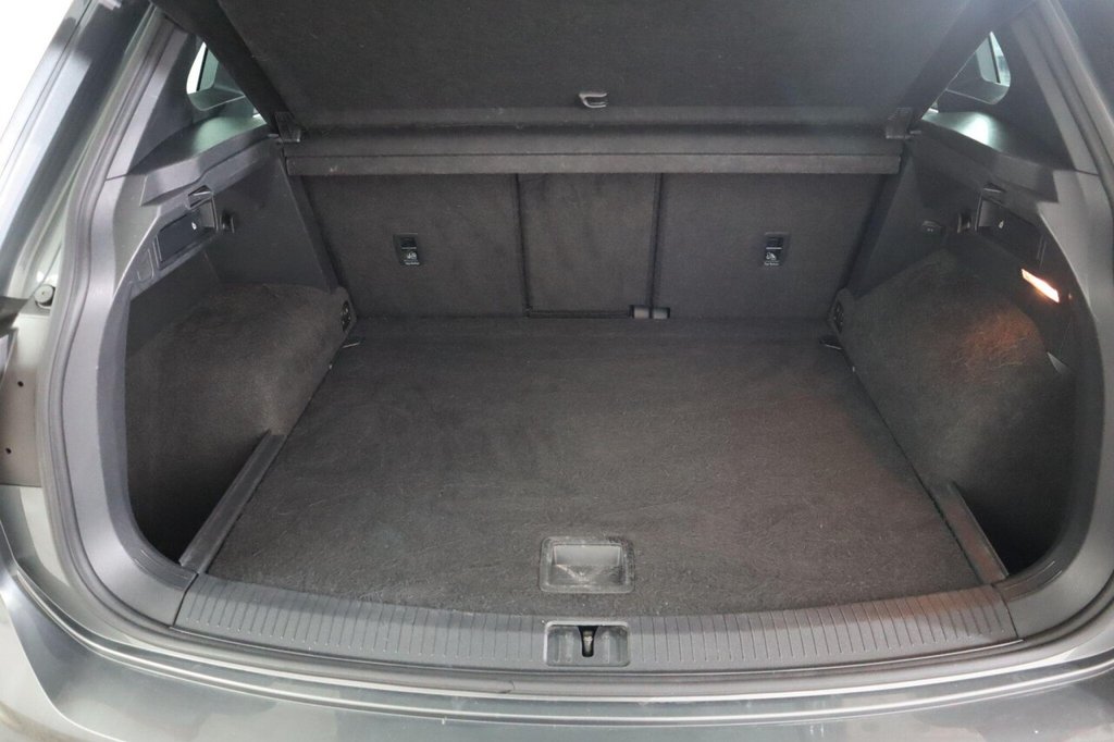 Used Volkswagen Tiguan 2018 for sale - 76986402: Photo 18