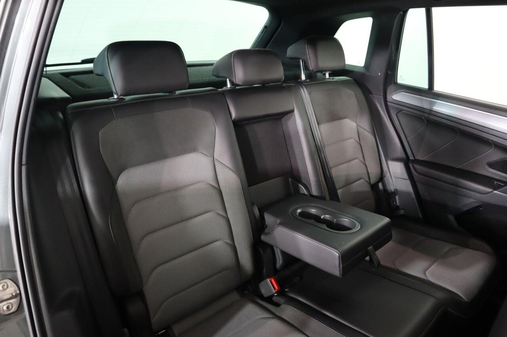 Used Volkswagen Tiguan 2018 for sale - 76986402: Photo 28