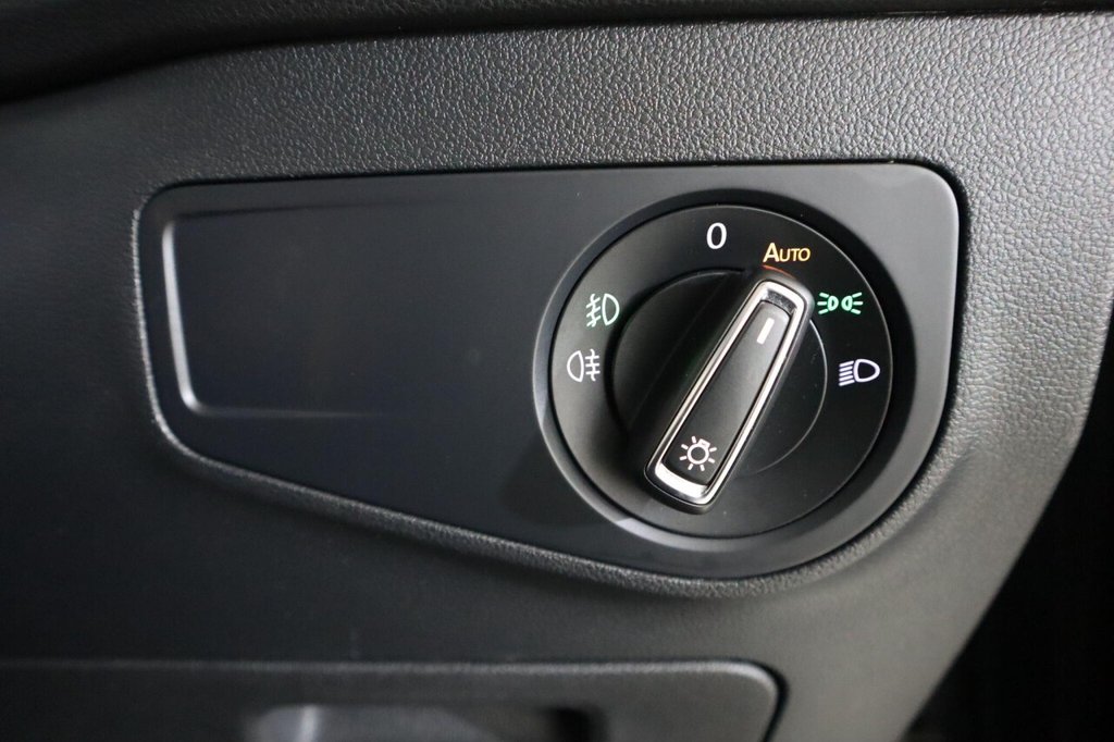 Used Volkswagen Tiguan 2018 for sale - 76986402: Photo 39