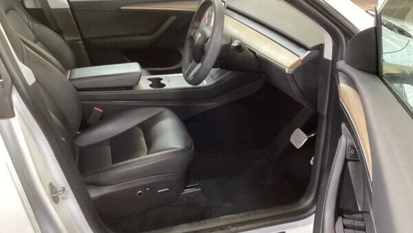 Used Tesla Model Y 2024 for sale - 77850083: Photo 10