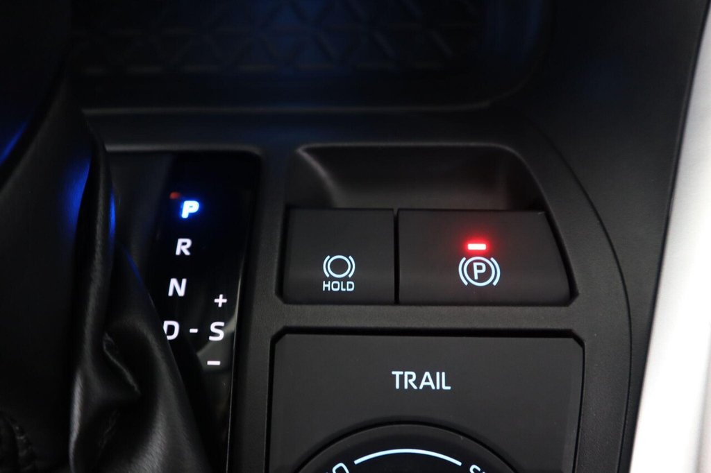 Used Toyota RAV4 2019 for sale - 76147767: Photo 24