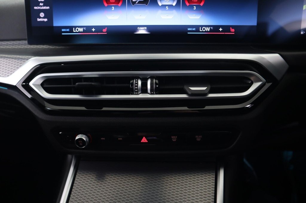 Used BMW 3 Series 2024 for sale - 77464414: Photo 33