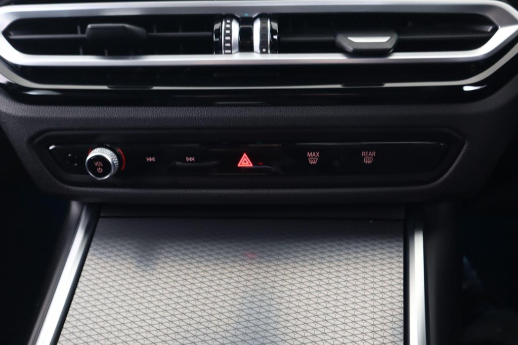 Used BMW 3 Series 2024 for sale - 77464414: Photo 34