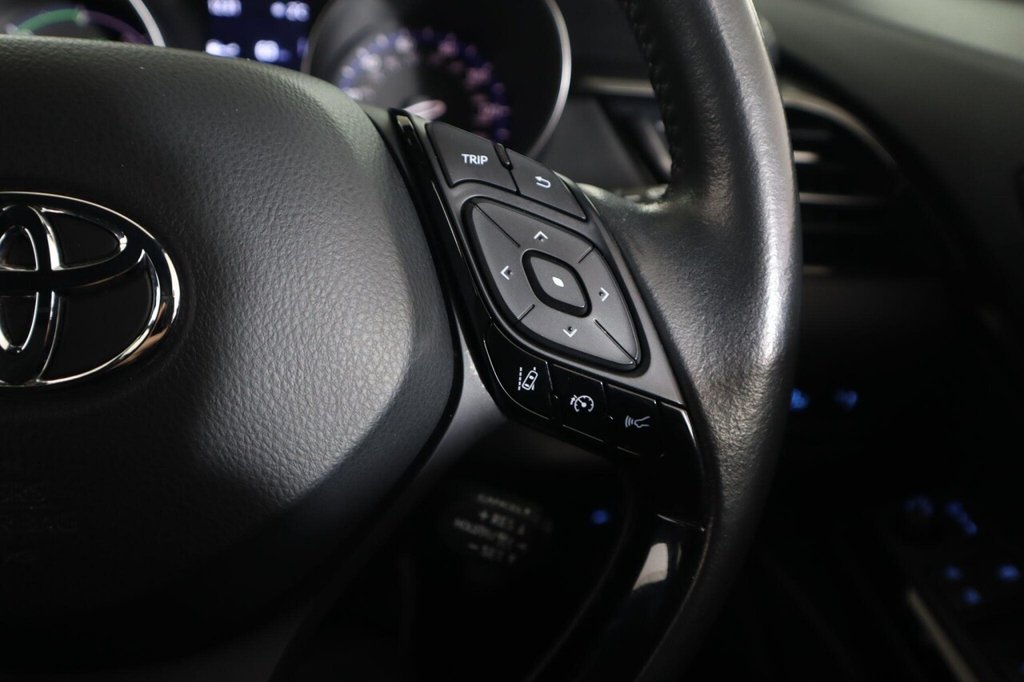 Used Toyota C-HR 2022 for sale - 77140037: Photo 16