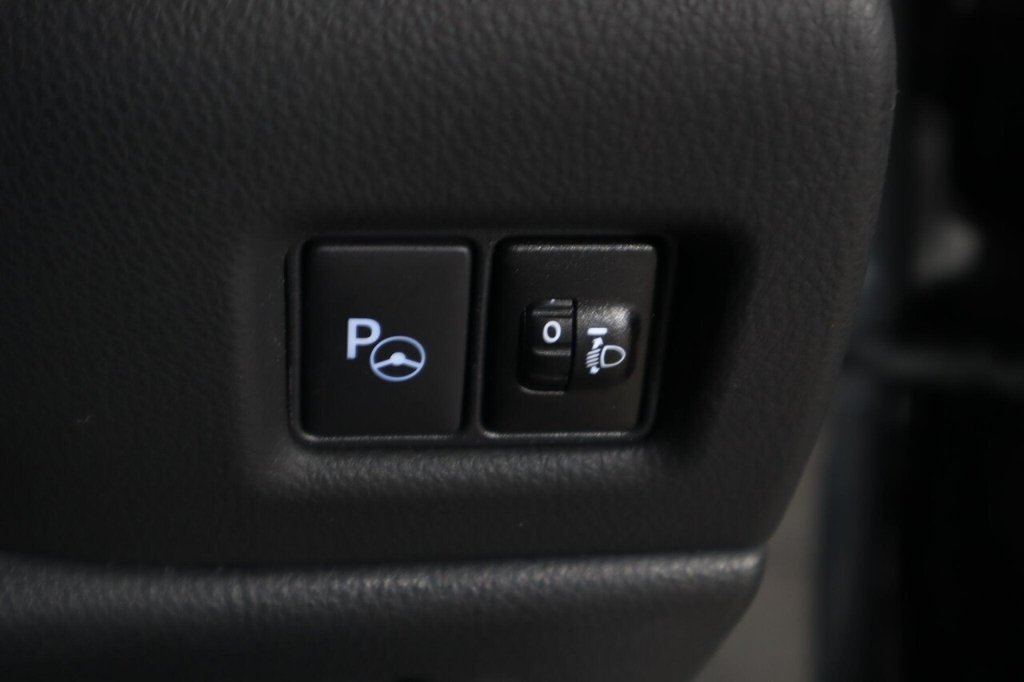 Used Toyota C-HR 2022 for sale - 77140037: Photo 23