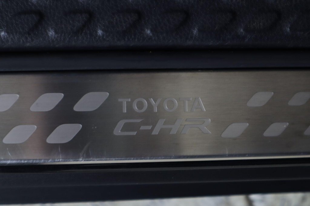 Used Toyota C-HR 2022 for sale - 77140037: Photo 44