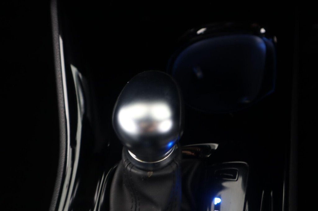 Used Toyota C-HR 2022 for sale - 77140037: Photo 50