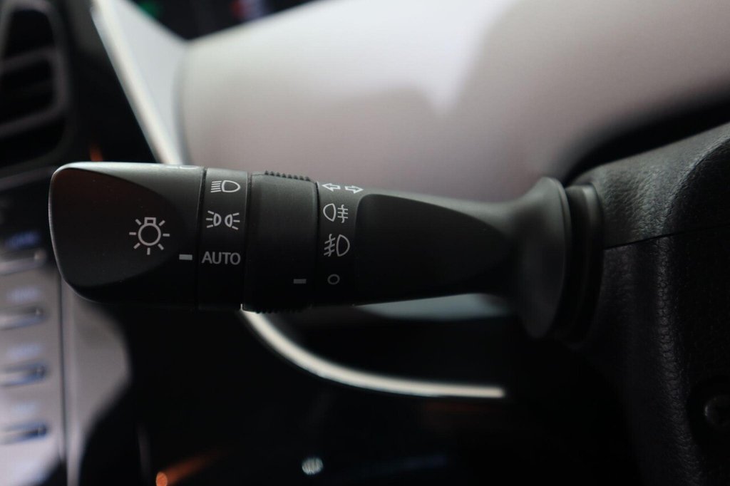 Used Toyota Prius 2019 for sale - 77172122: Photo 19