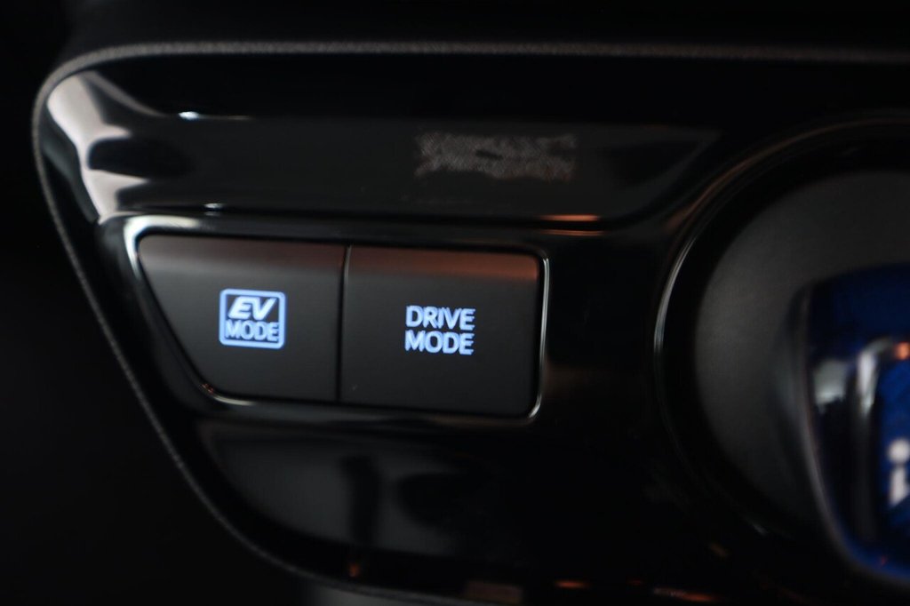 Used Toyota Prius 2019 for sale - 77172122: Photo 22