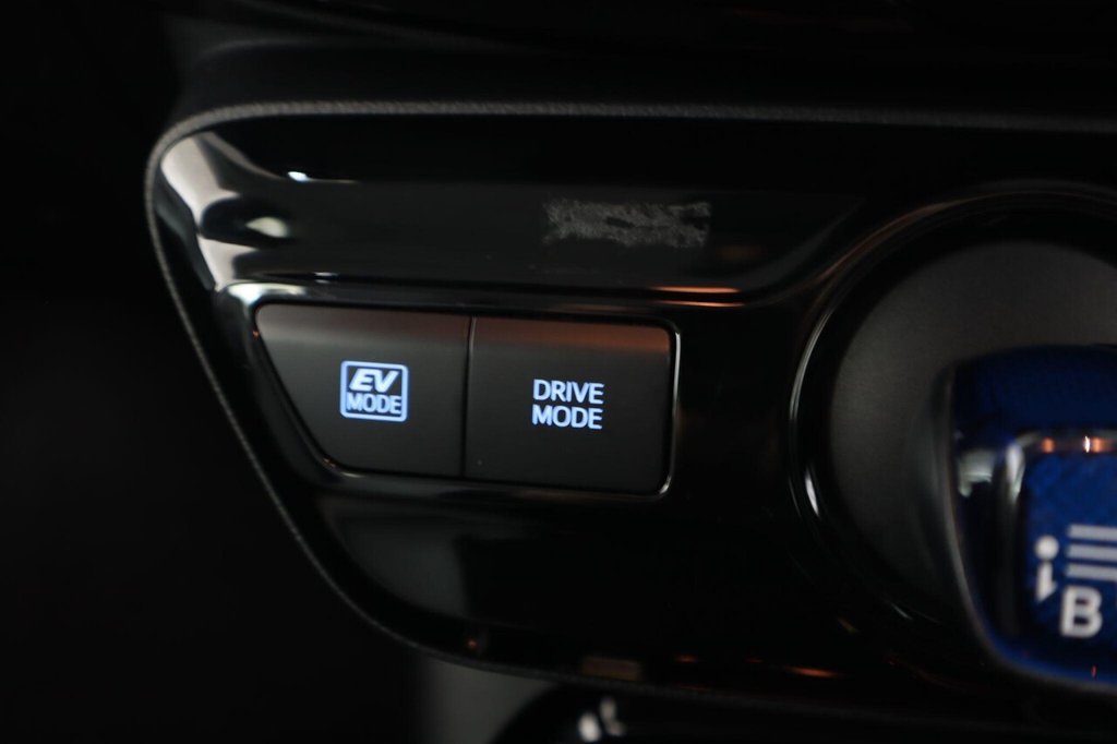 Used Toyota Prius 2019 for sale - 77172122: Photo 25