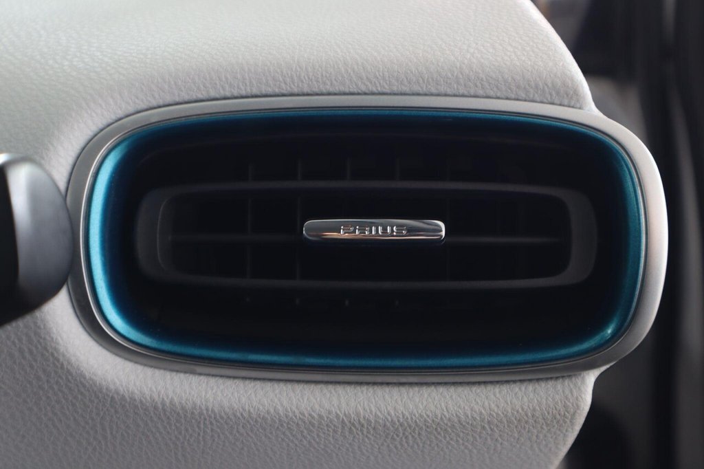 Used Toyota Prius 2019 for sale - 77172122: Photo 27