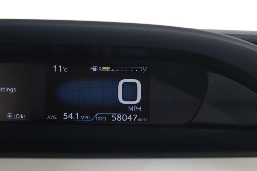 Used Toyota Prius 2019 for sale - 77172122: Photo 44