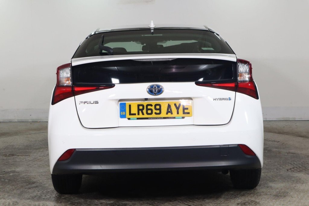 Used Toyota Prius 2019 for sale - 77172122: Photo 8