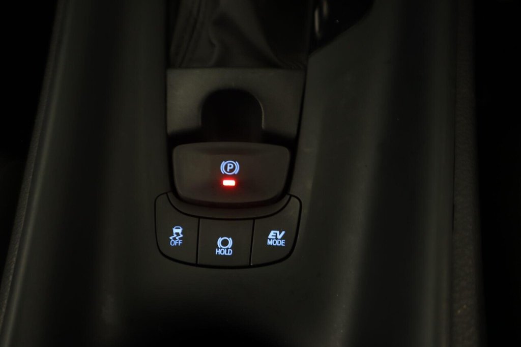 Used Toyota C-HR 2023 for sale - 77288106: Photo 24