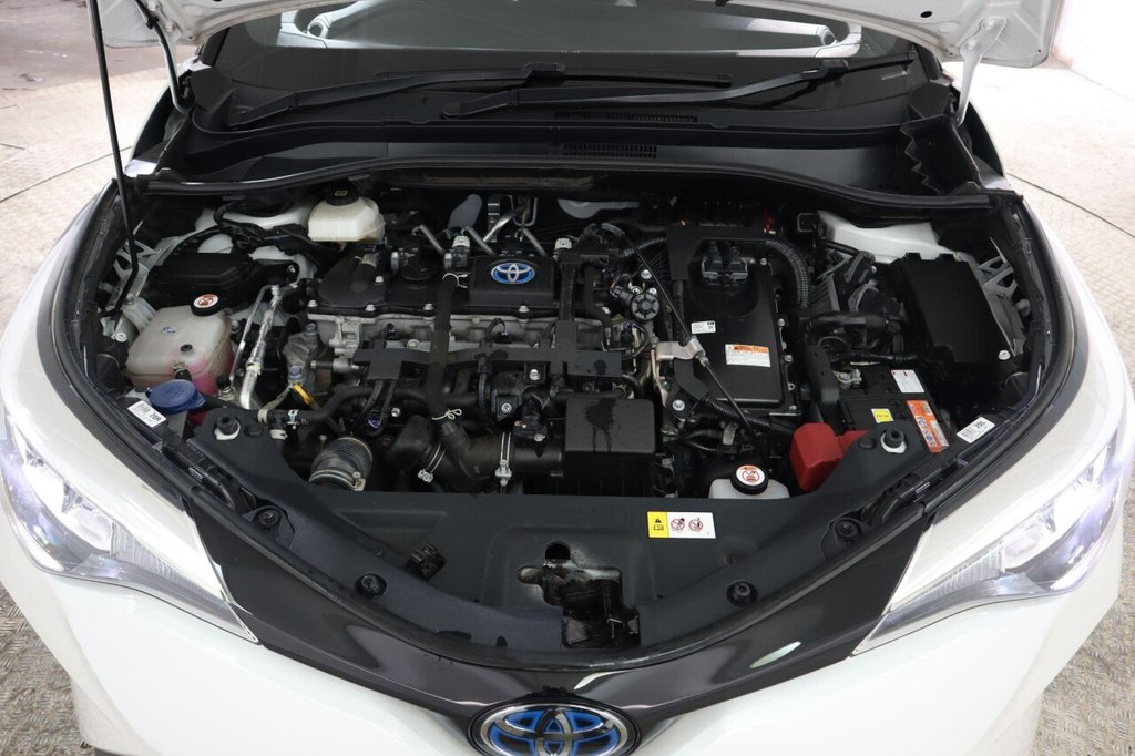 Used Toyota C-HR 2023 for sale - 77288106: Photo 28