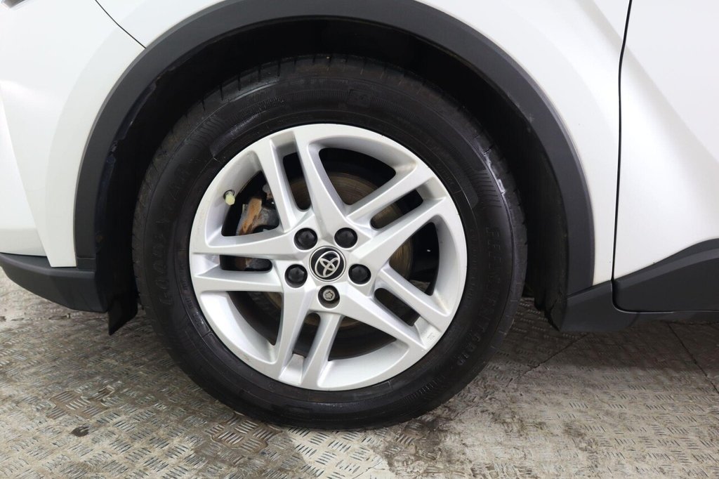 Used Toyota C-HR 2023 for sale - 77288106: Photo 32