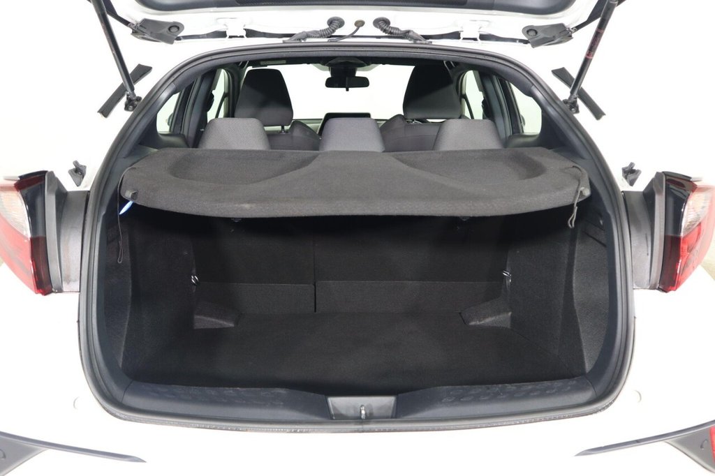 Used Toyota C-HR 2023 for sale - 77288106: Photo 40