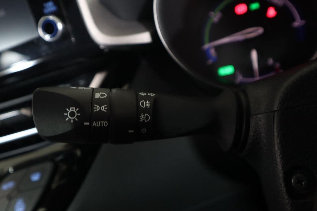 Used Toyota C-HR 2023 for sale - 77288106: Photo 45