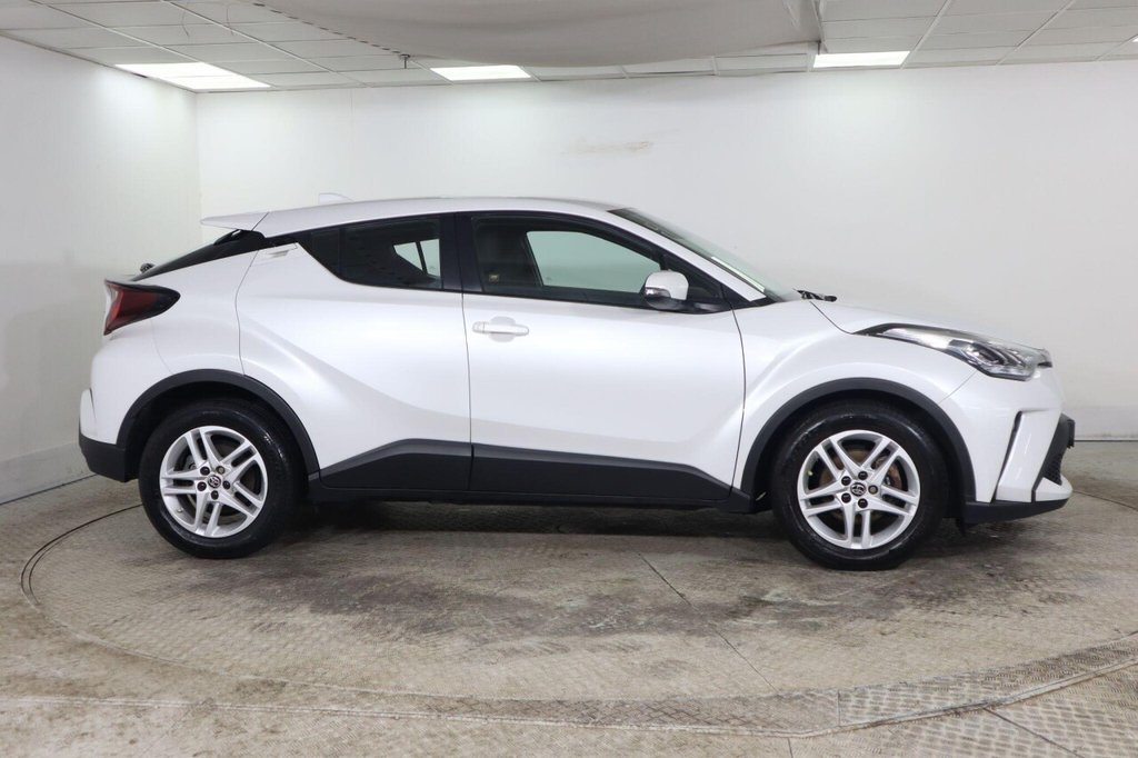 Used Toyota C-HR 2023 for sale - 77288106: Photo 9