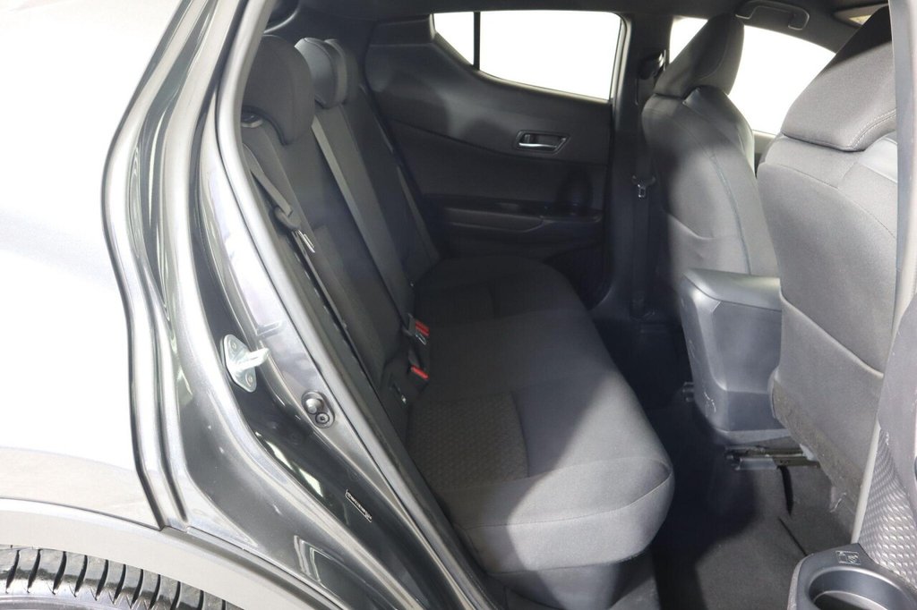 Used Toyota C-HR 2022 for sale - 76386439: Photo 14