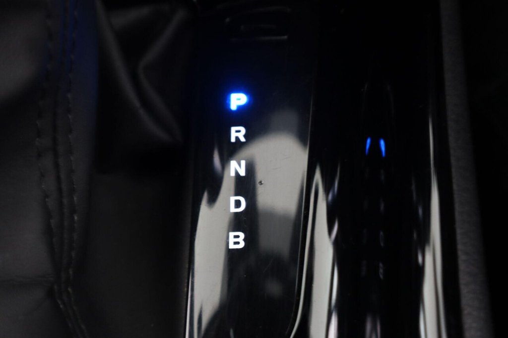 Used Toyota C-HR 2022 for sale - 76386439: Photo 21