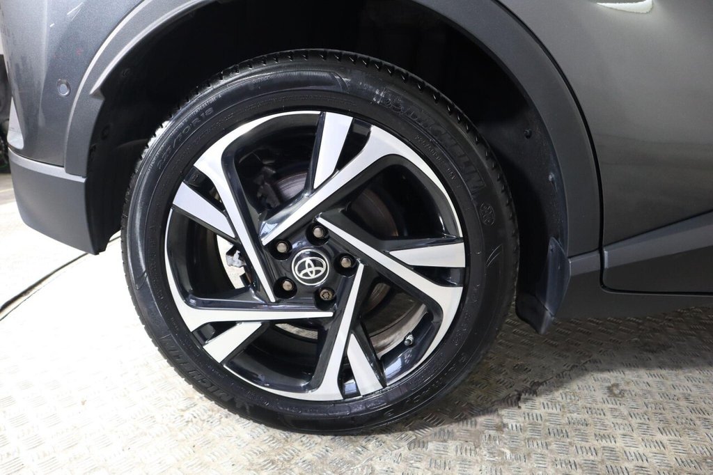 Used Toyota C-HR 2022 for sale - 76386439: Photo 27