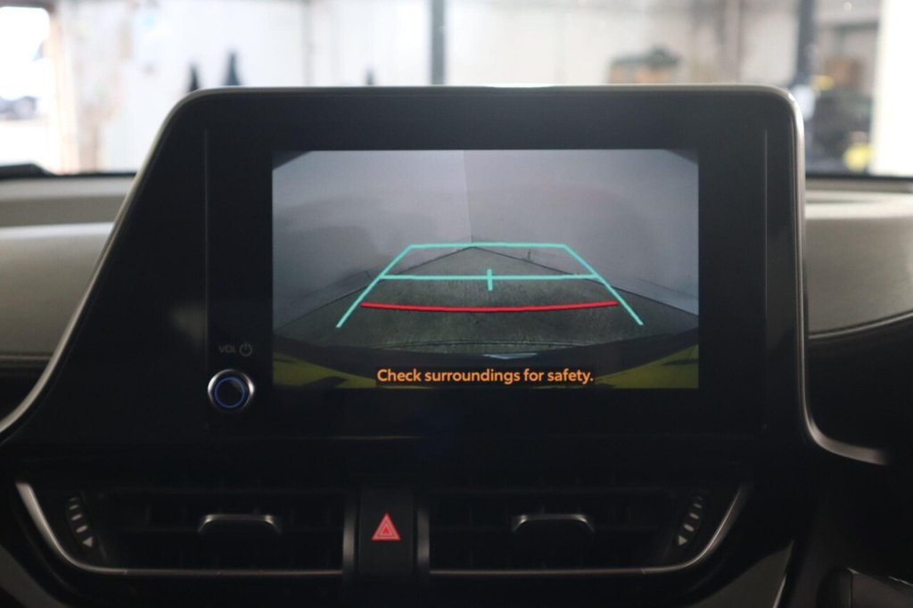 Used Toyota C-HR 2022 for sale - 76386439: Photo 40