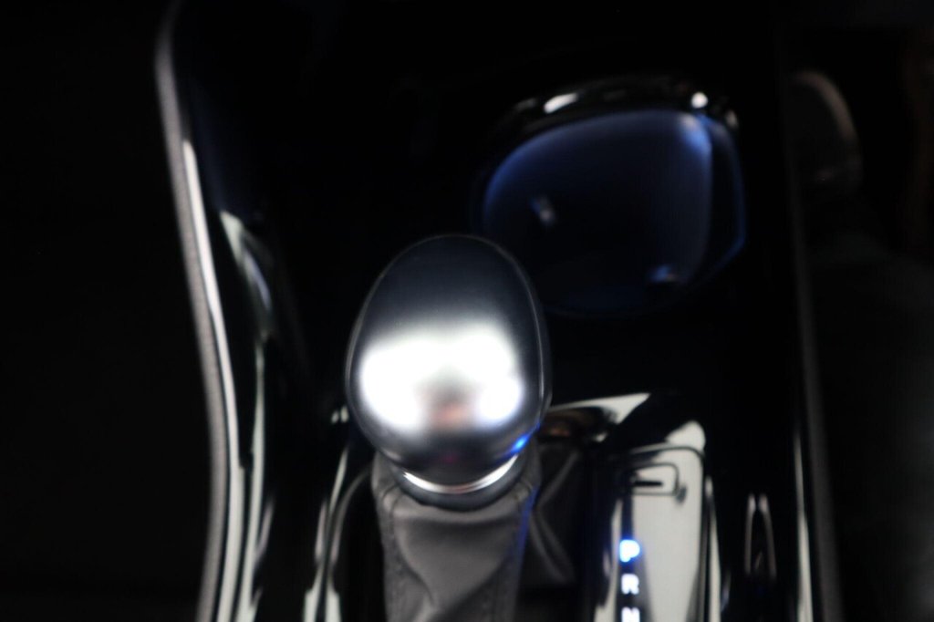 Used Toyota C-HR 2022 for sale - 76386439: Photo 45