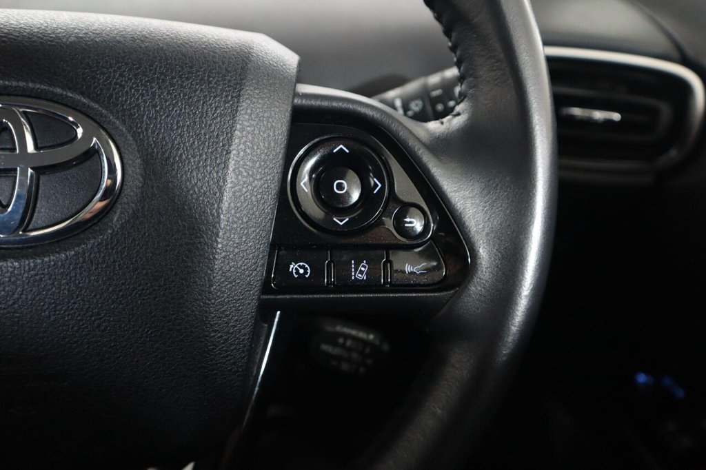 Used Toyota Prius 2022 for sale - 76841463: Photo 16