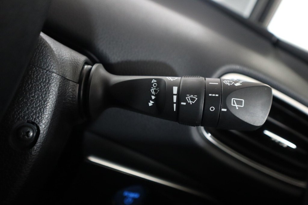 Used Toyota Prius 2022 for sale - 76841463: Photo 18