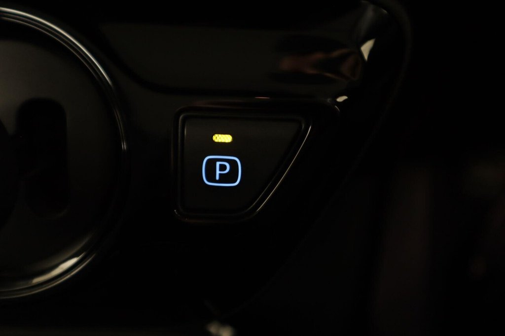 Used Toyota Prius 2022 for sale - 76841463: Photo 49