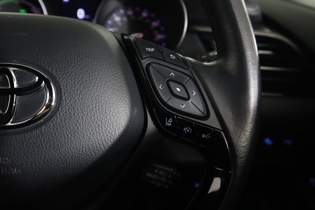 Used Toyota C-HR 2022 for sale - 76386416: Photo 17