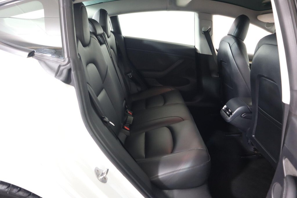 Used Tesla Model 3 2021 for sale - 76768703: Photo 15