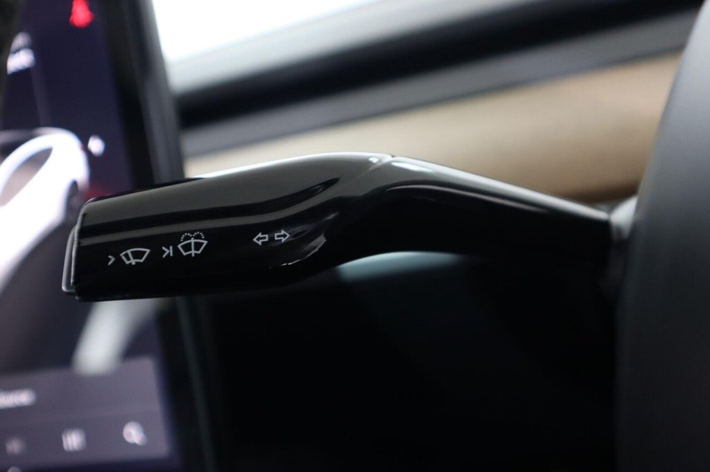 Used Tesla Model 3 2021 for sale - 76768703: Photo 18