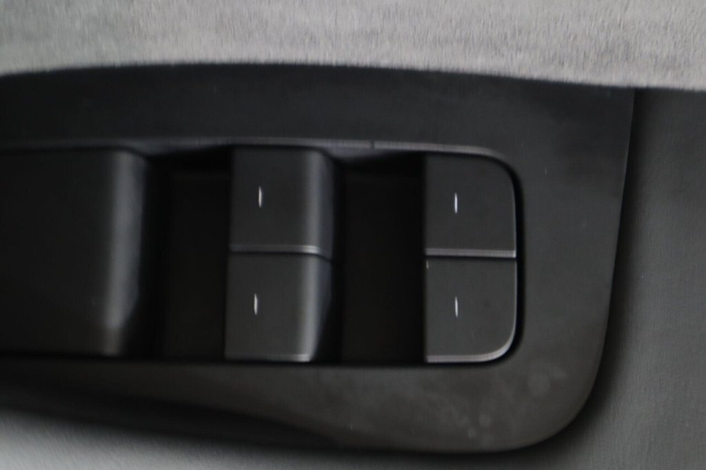 Used Tesla Model 3 2021 for sale - 76768703: Photo 19